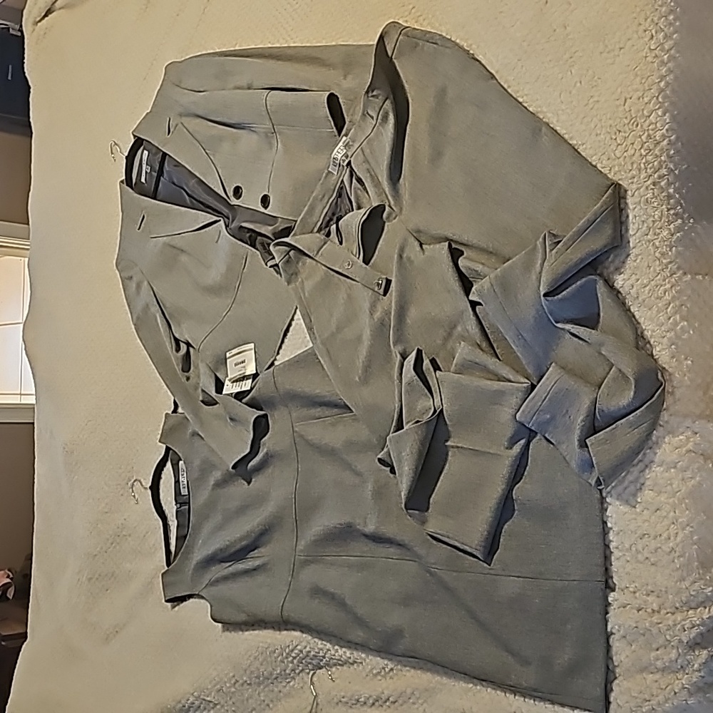 Brand new 3 piece set. Dress, pants and jacket. Kasper size 14 all 3 pieces